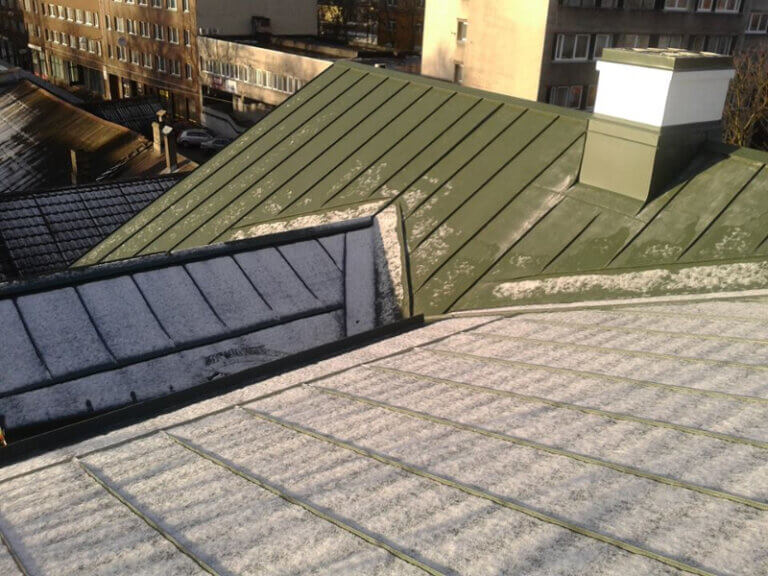 Valtsplekk-katuse vahetamine talvel